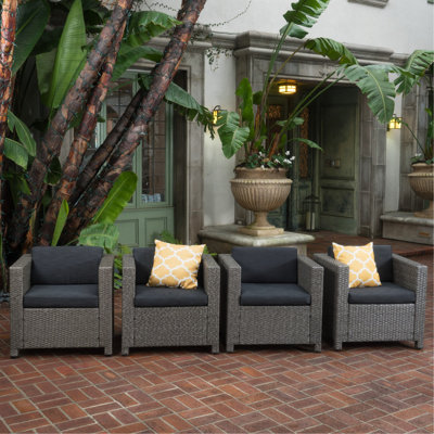 CHAISE CLUB MP4