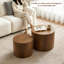 Ensemble de 2 tables basses gigognes avec pieds antidérapants, tables rondes modernes en bois pour le salon, la chambre à coucher, le bureau, le balcon, la terrasse et les petits espaces - aucun assemblage requis.
