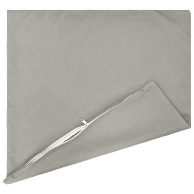 Leaf Design Cushion Cover