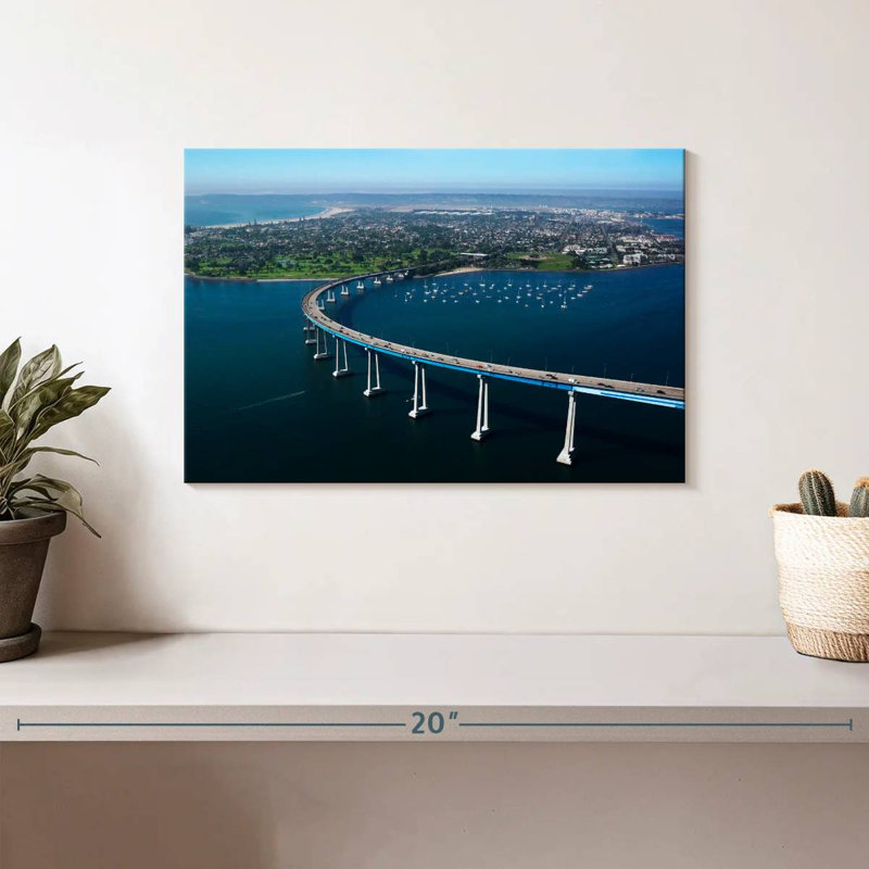 Lilie Coronado Bay Bridge Curve, H 8 po x l 12 po