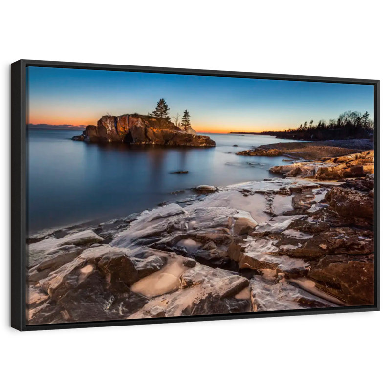 Lac Supérieur au crépuscule, Cadre flottant noir, 37 po x 25 po