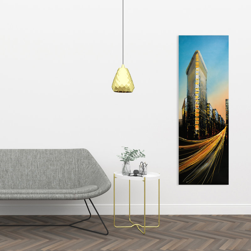 Flatiron Building in Light - Contemporary Canvas Home Decor