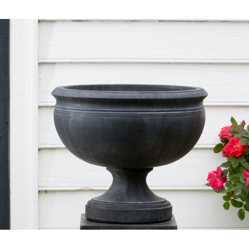 Pot de fleurs urne en pierre Williamsburg, Nero Nuovo