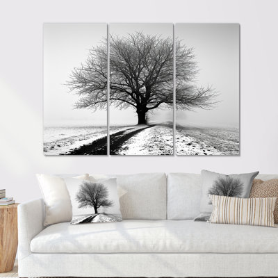 Vierge - arbre, impression d'art mural monochrome