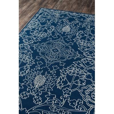 Craine Floral Indoor / Outdoor Rug