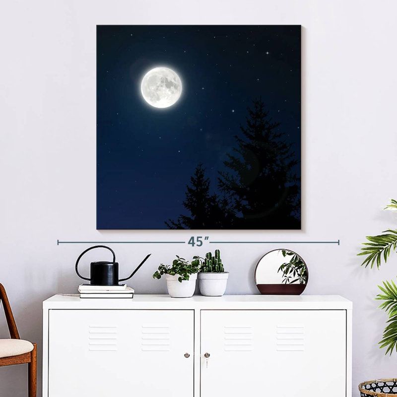 Oberle White Full Moon, 33" H x 33" W