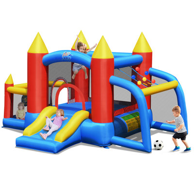 Jeu gonflable avec glissoire 110 'x 142'