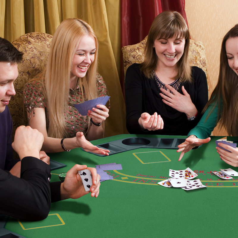 Green 47'' Foldable 8-Player Poker Table with Cup Holders
