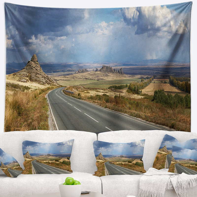 Tapisserie panorama en polyester à l’intérieur de l’est du kazakhstan avec accessoires suspendus inclus, H 78 po x l 92 po