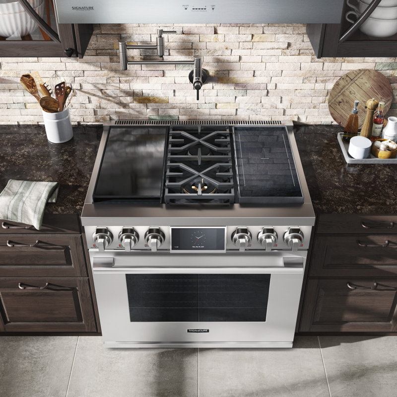 36-Inch Dual-Fuel Pro Range With Six Burners