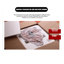 Horloges murales brunes et blanches-112851209