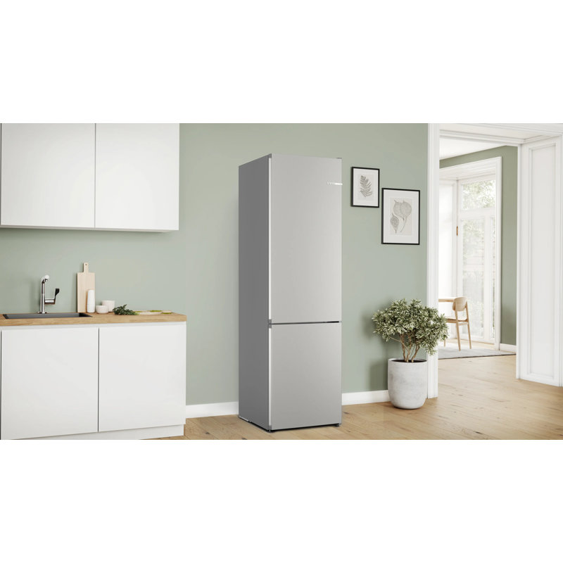 Free-Standing Fridge-Freezer
