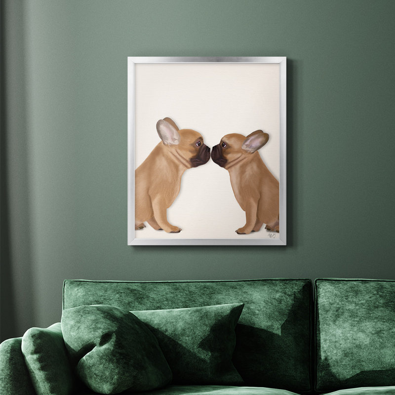 «French Kiss Close Up I», toile encadrée de qualité supérieure - prête à être accrochée, Argent, H 24 po x l 20 po