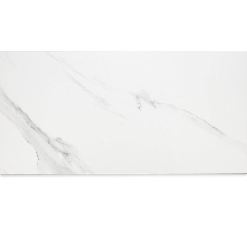 Carreau de porcelaine mate 12 po x 24 po Monarch Calacatta