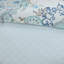 Édredon réversible en coton très grand - motif floral bleu, taies d'oreiller brodées taille médaillon, jupe de lit incluse-116011582