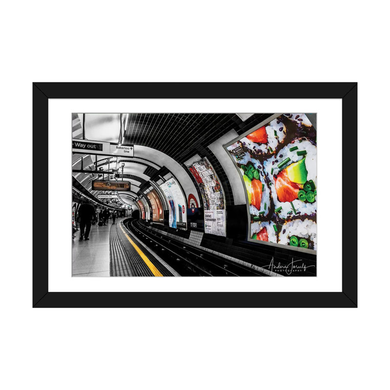« the way out to bakerloo » par anders jorulf, impression sur toile tendue, H 16 po x l 24 po x P 1 po, Blanc