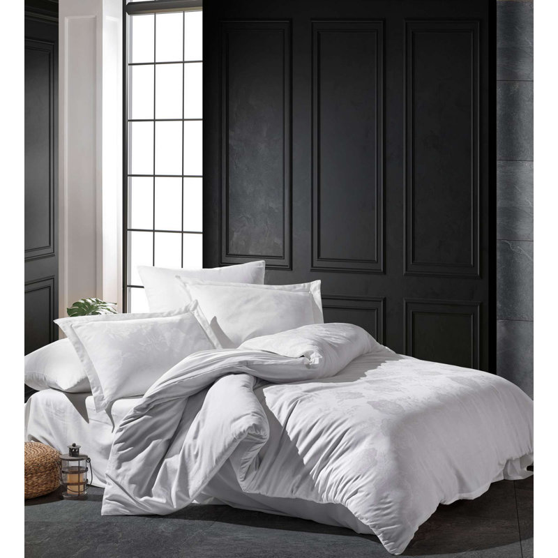 Luxury Satin Double Quilt Cover Set, Cream | 100% Cotton Satin, Jacquard Design | Duvet Cover 78.7 x 86.6 inches, Flat Sheet 94.5 x 102.4 inches, 2 Standard & 2 Oxford Pillowcases | Soft, Durable, Elegant Bedding