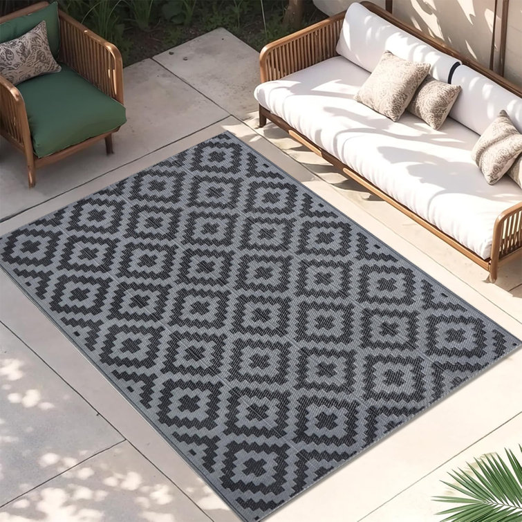 Black & Grey Geometric Cross Outdoor Rugs for Patio, Porch, or Balcony