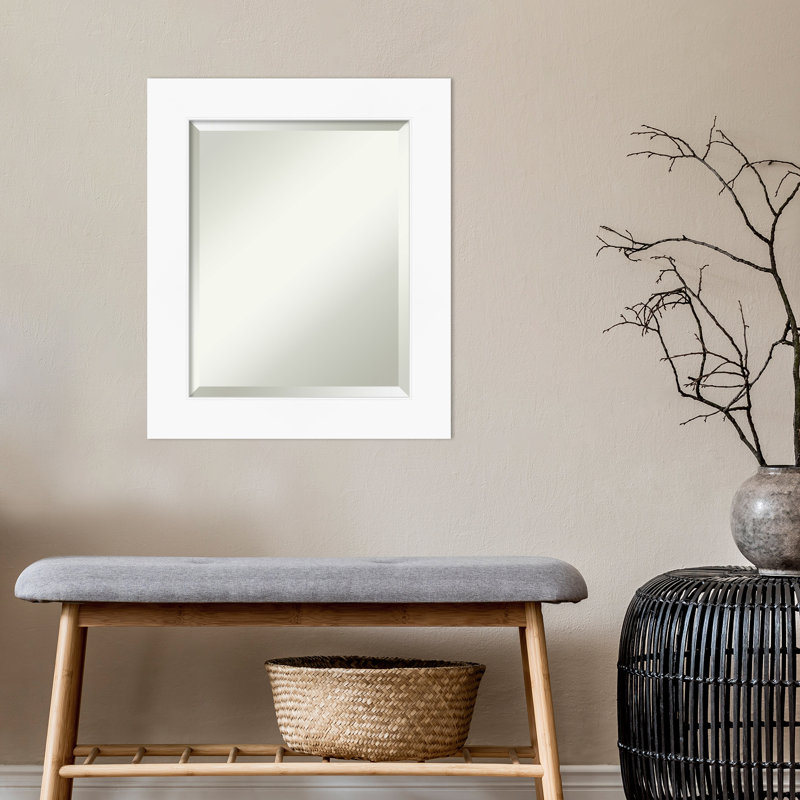 Miroir d'appoint mural Saniveieri, 25,5 po x 21,5 po