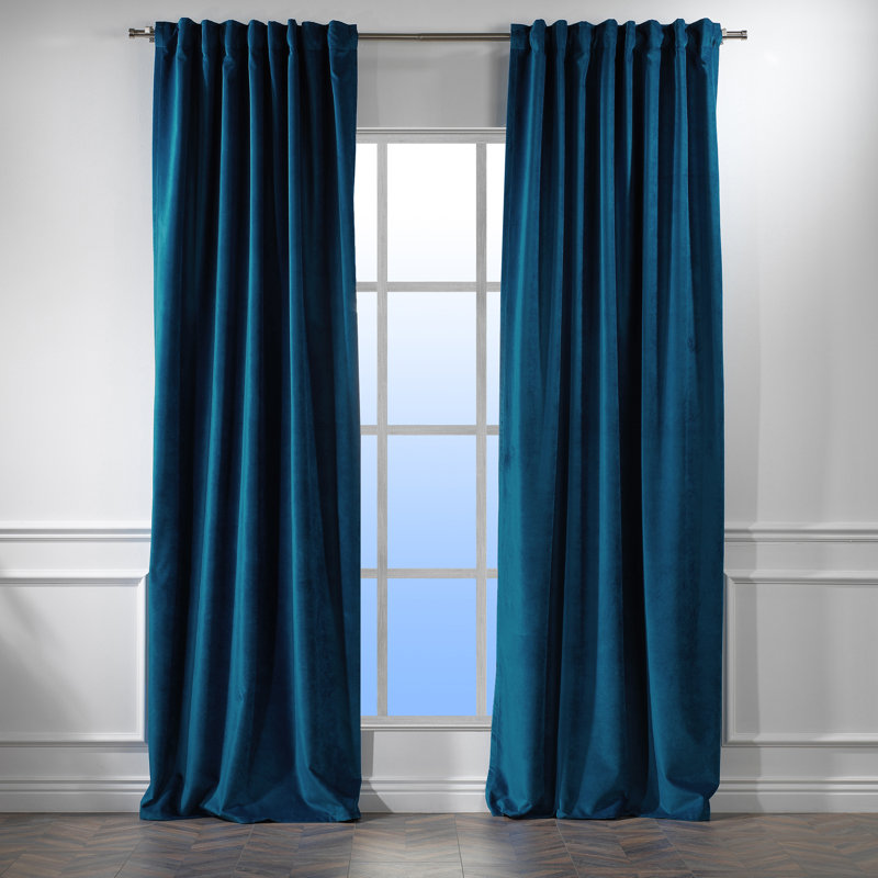 Decorative Double Panel in Matt, Extra Wide X Extra Long, L 52 po x L 108 po, 43 Prussien