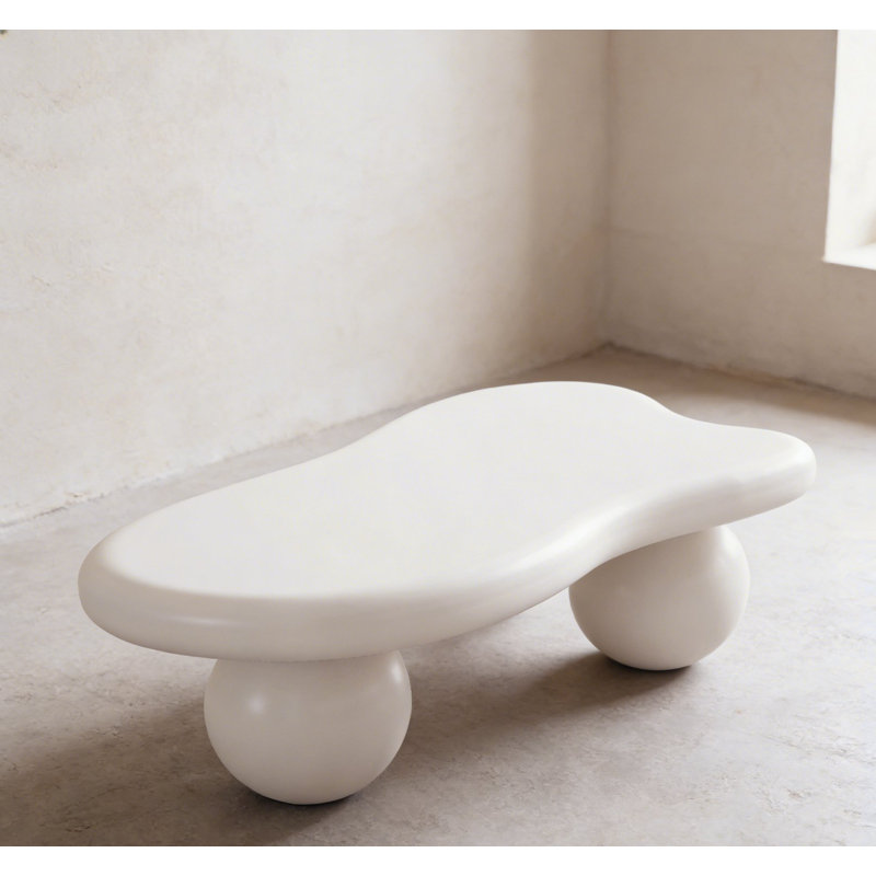 Table basse en forme de nuage avec 3 pieds sphériques pour le salon, H 11,7 po x L 40 po x l 26,8 po, Blanc, crème