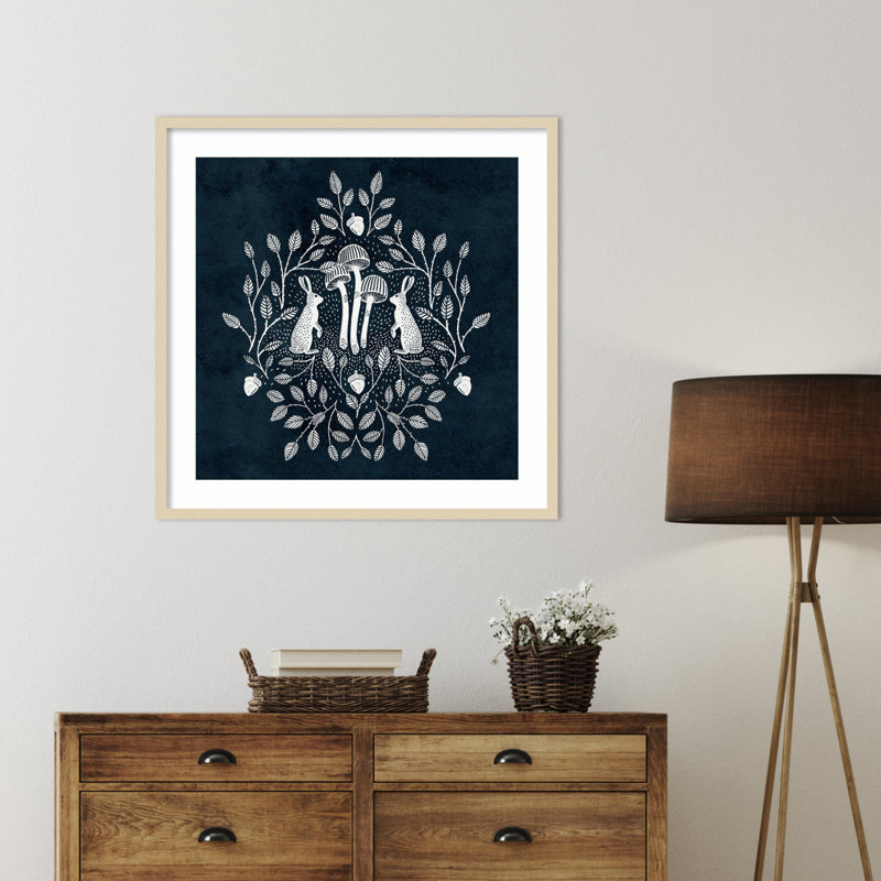 «Rabbits and Mushroom V» par Katie Oshea, reproduction d'art encadrée sur bois, H 33 po x l 33 po