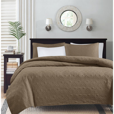 Couette réversible grand lit/queen - Garnie de coton doux. Style décontracté. Le matelassage rehausse l'élégance. Comprend 2 taies d'oreiller assorties. Lavable à la machine. Garnissage confortable pour un sommeil réparateur. Magnifique.