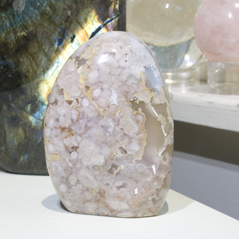 Sculpture translucide en agate