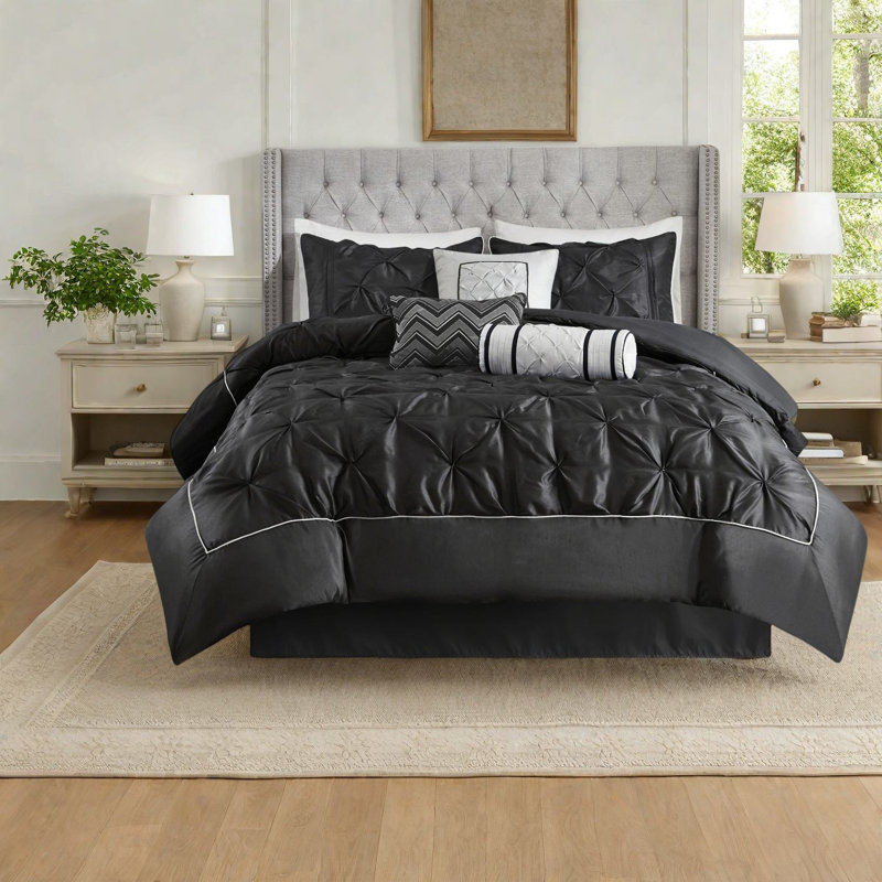 Elegant 7-piece King Bedding Set, 100% Polyester Comforter With Tufted Design