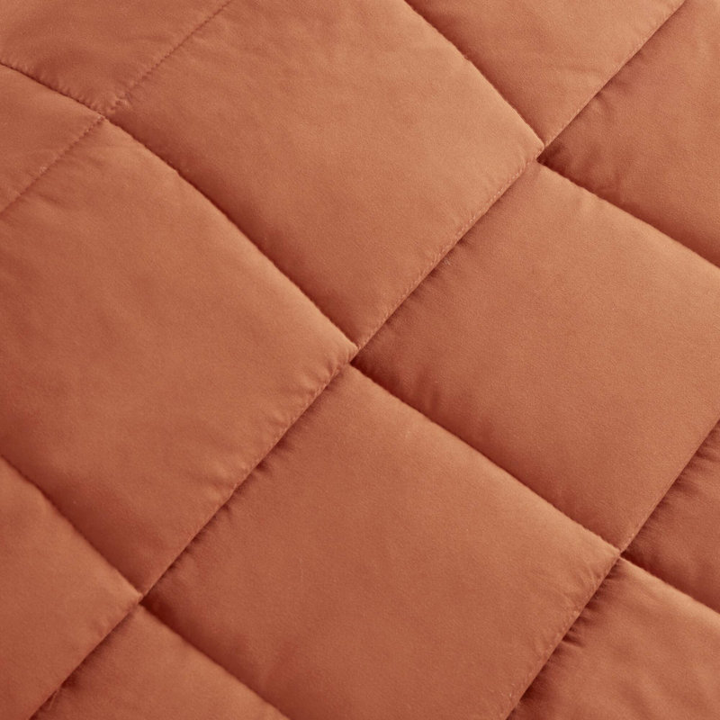 Couverture ultra-douce en microfibre à bordure en satin pour des soirées d'été et de printemps douillettes