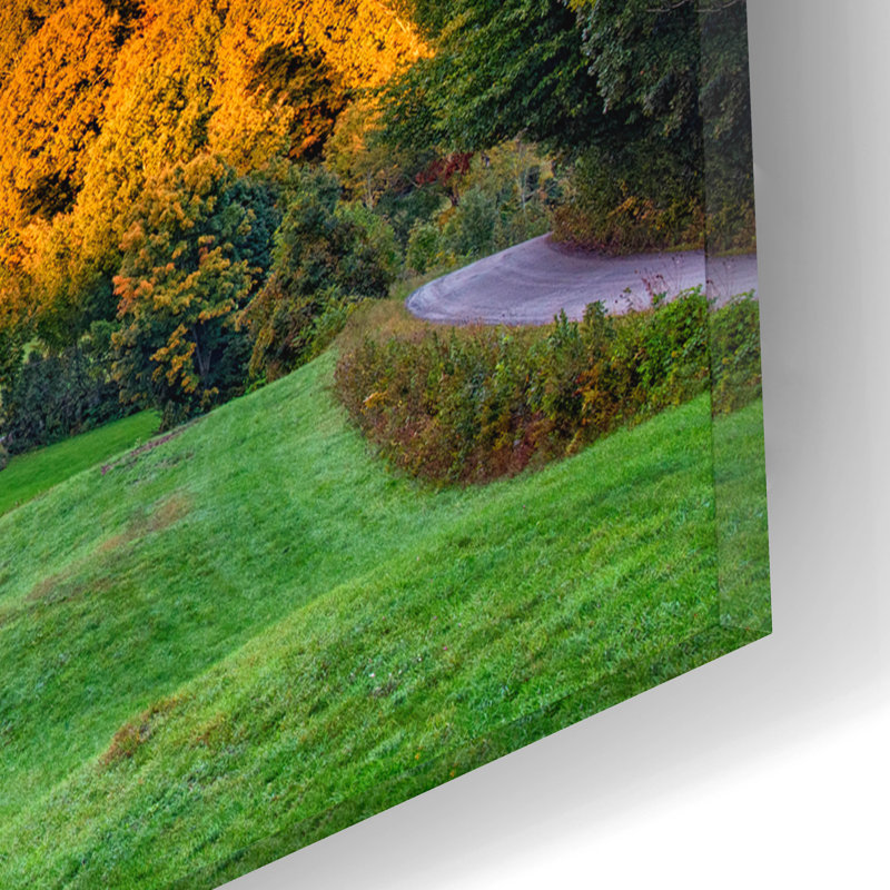 Art mural en verre Ebern Designs «First Light On Jenne Farm» par Rick Berk, H 12 po x l 16 po x P 0,13 po