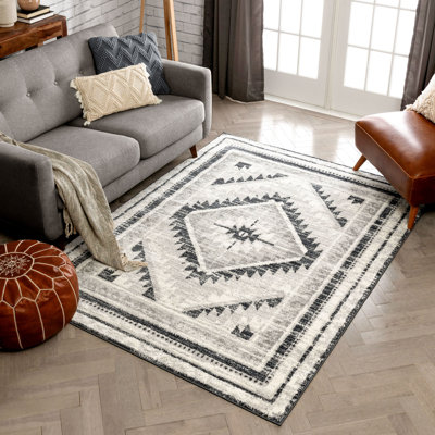 Malfi Southwestern Synthetic Area Rug