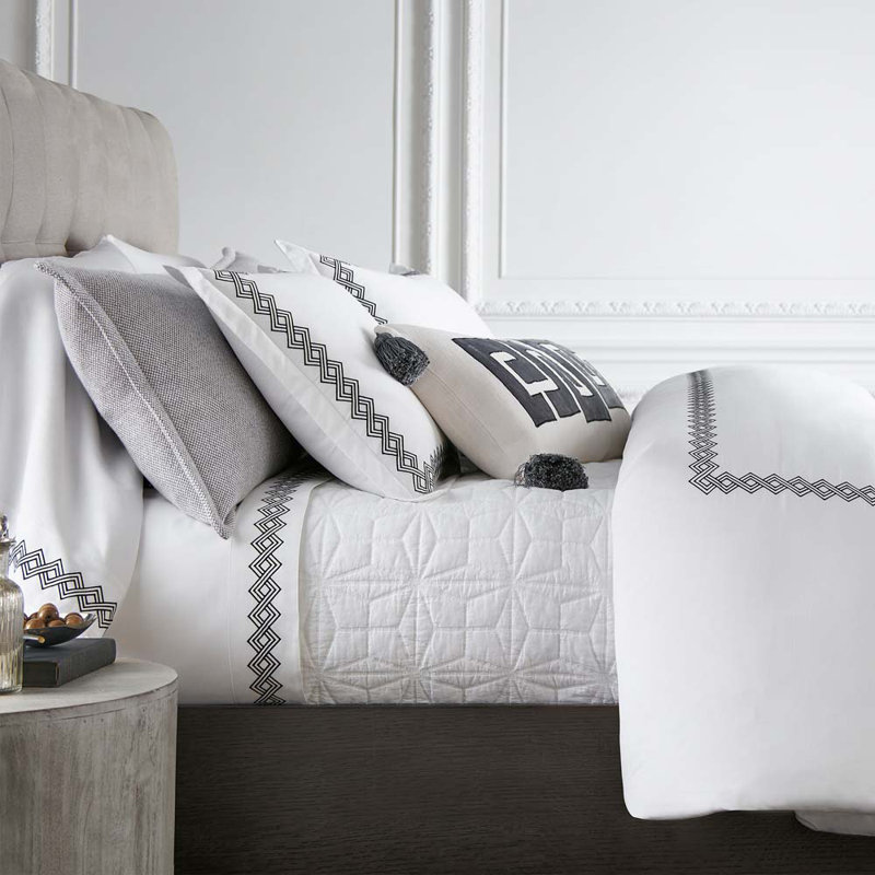 Gerdemie Quilt, White, California King Quilt
