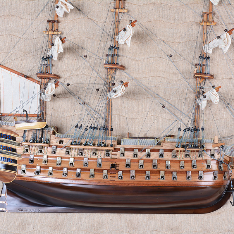HMS Victory Half - Ship 33 pouces L
