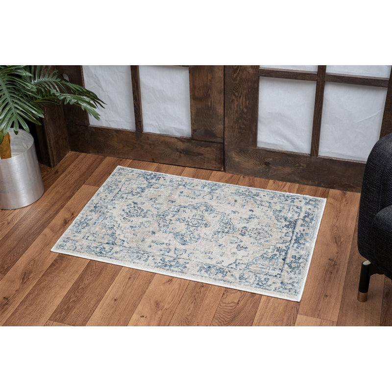 Classic Area Rug, Burchfield Accent Rug, Runner 2'7" x 7'3"