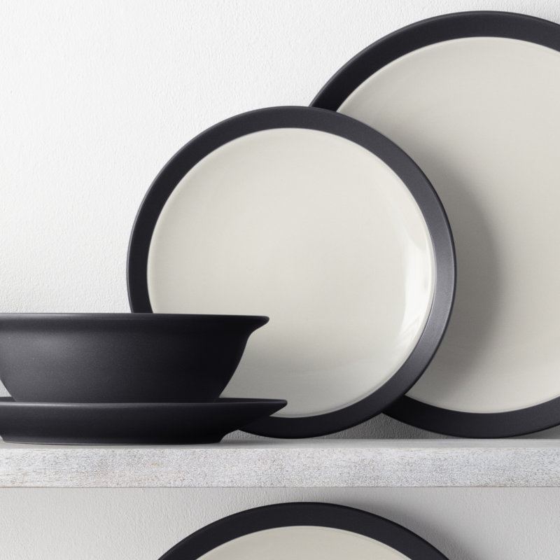 Noritake Colorwave Curve Dinner Plates 11", Graphite