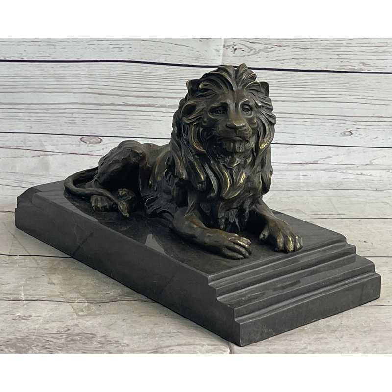 Figurines et sculptures loups