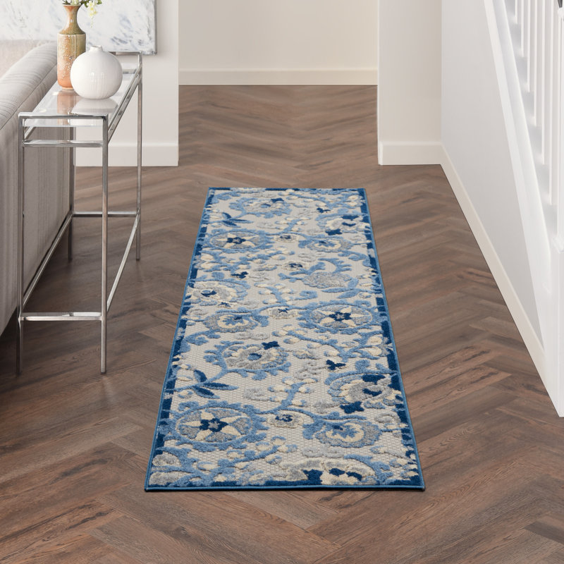 Aaryon Floral Indoor Rug, Runner 2' x 6'