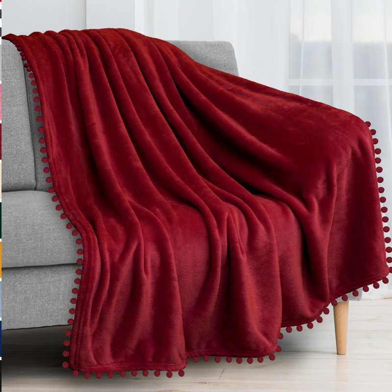Couverture , Rouge, 60 po x 80 po