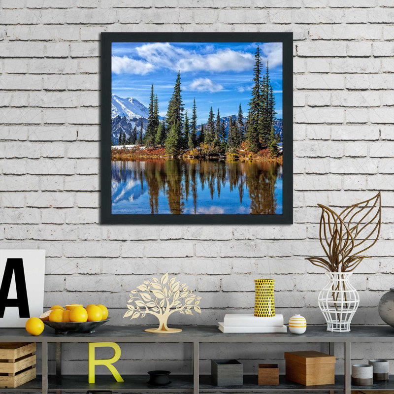 Mont Rainier Vista II par Michael Broom - photographie, H 37,5 po x l 37,5 po x P 1 po, Cadre espresso