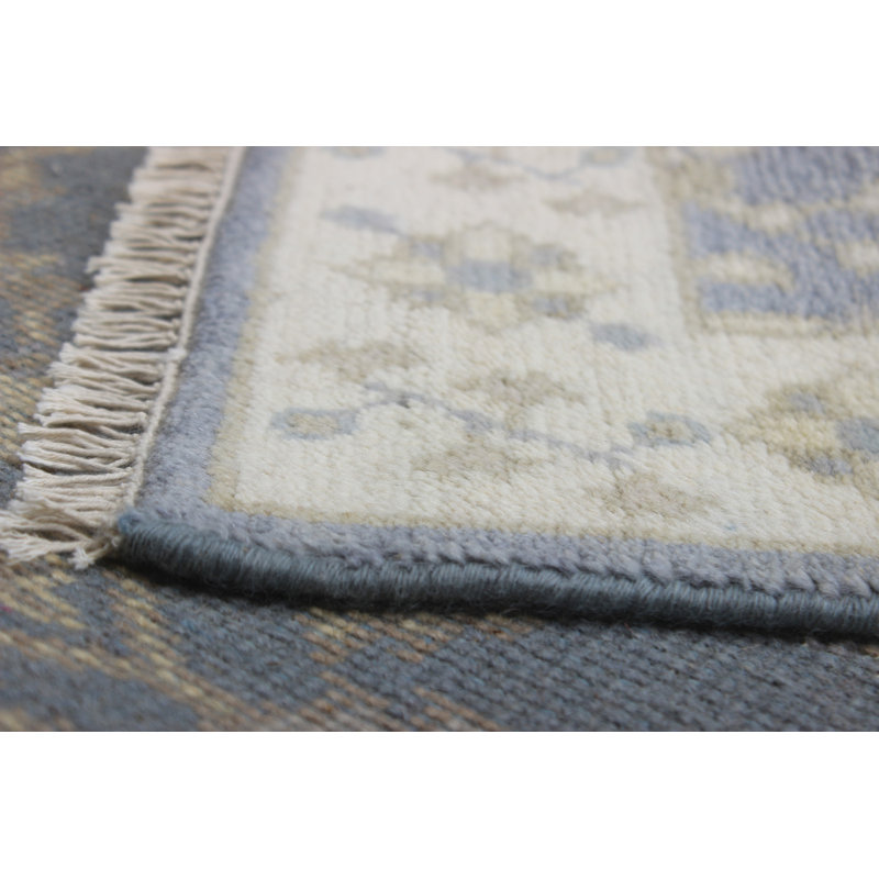 Tapis intérieur en laine de couloir 2 pi 6 po x 7 pi 9 po "one-of-a-kind-noué la 2010 ushak crème/bleu" Doggett