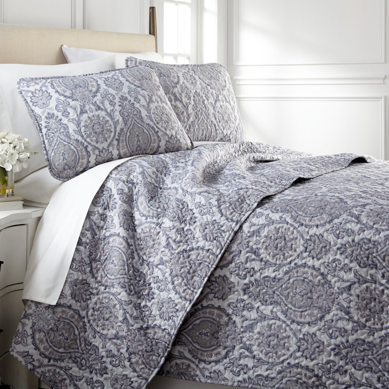Boho Paisley Collection Microfiber Quilt Set, Full/Queen Quilt + 2 Standard Shams, Gray