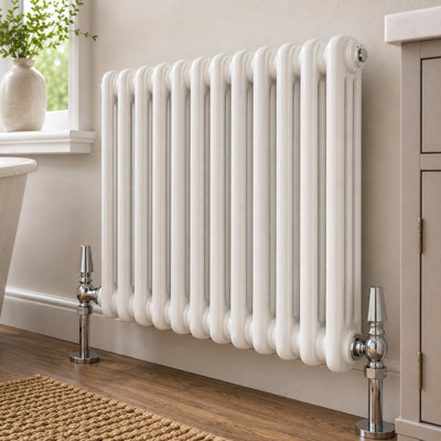 Uxbridge Horizontal Traditional Colosseum Radiator