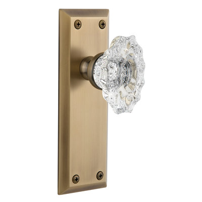 Grandeur Fifth Avenue Plate Privacy with Biarritz Crystal Door Knob