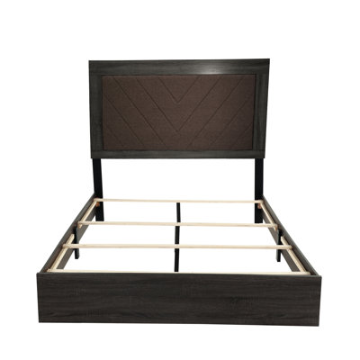 Grand lit en chêne foncé foncé avec élégance rustique, revêtement en tissu, lit inspiré de l'assemblage