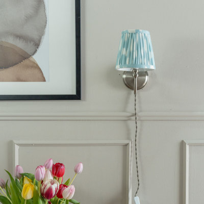 Foshee Plug-in Swing Arm Sconce