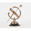 Armillary en laiton décoratif sur base en bois