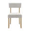 Ensemble repas moderne avec base robuste et chaises ergonomiques pour six personnes
