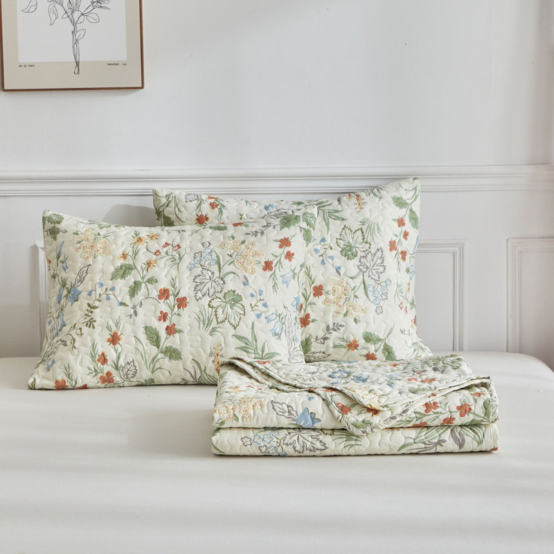 3 Piece  All Season Cottagecore Microfiber Quilt Set, Green Floral, King Quilt + 2 King Shams