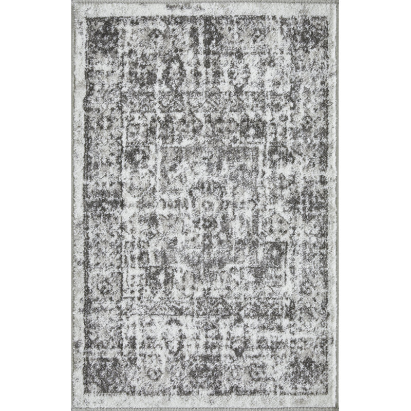 Ragheb Oriental Indoor Rug, Rectangle 2' x 3'